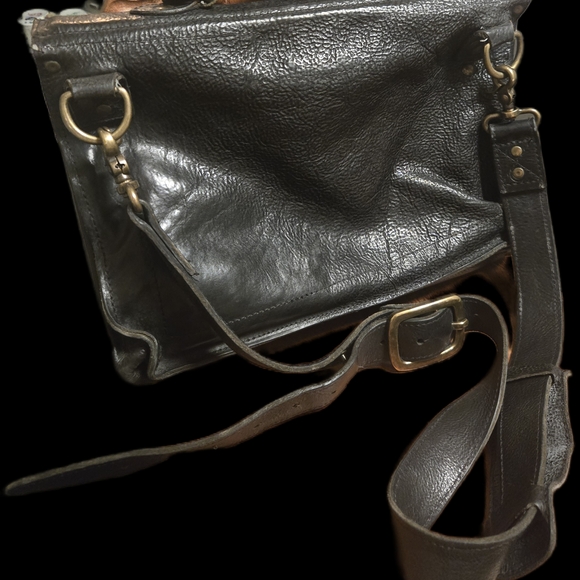 Will Leather Goods "Jacques" Burnished Black Leather Briefcase / Messenger Bag - Picture 4 of 5